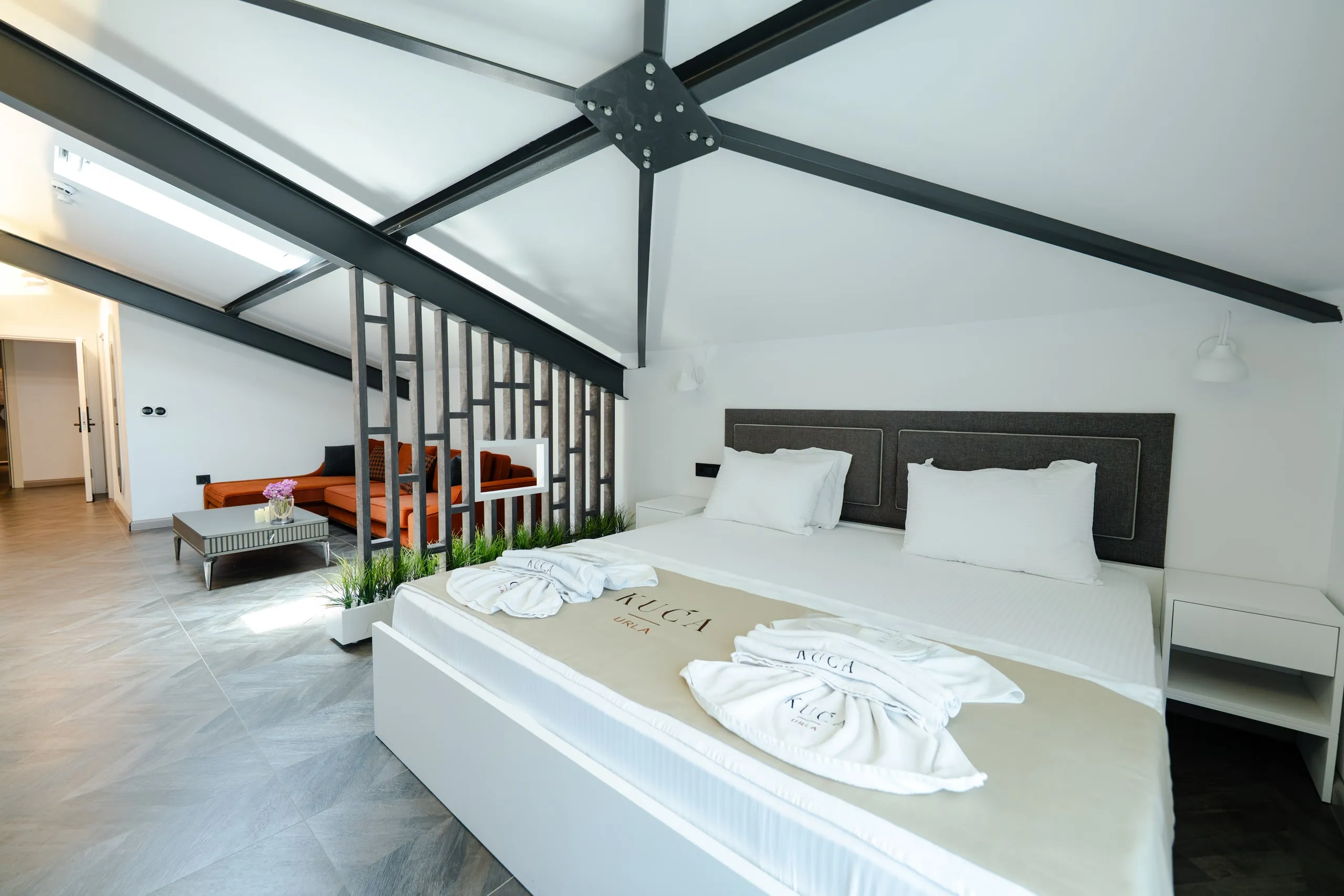 Deluxe Room — city view