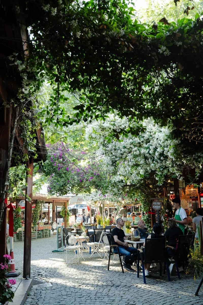 Urla pazarı